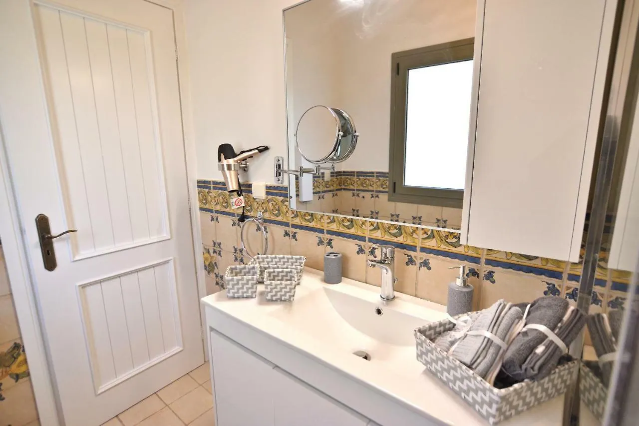 Villa Ela Ferienappartements Metaxáta 0*,  Görögország