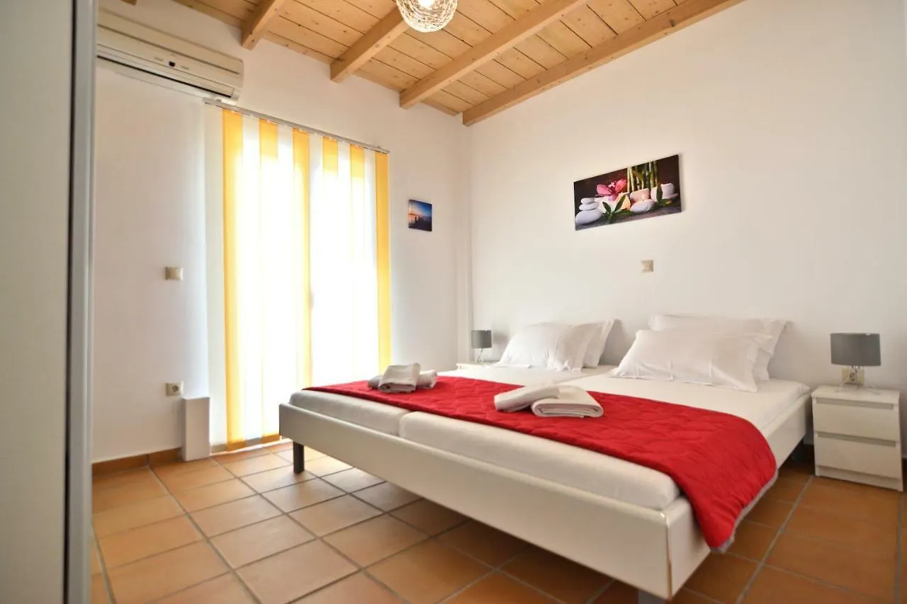 Apartman Villa Ela Ferienappartements Metaxáta