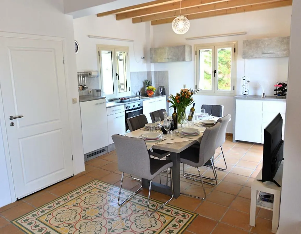 Villa Ela Ferienappartements Metaxáta 0*,